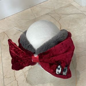 Rare Japan Disney resorts faux fur headband warmer